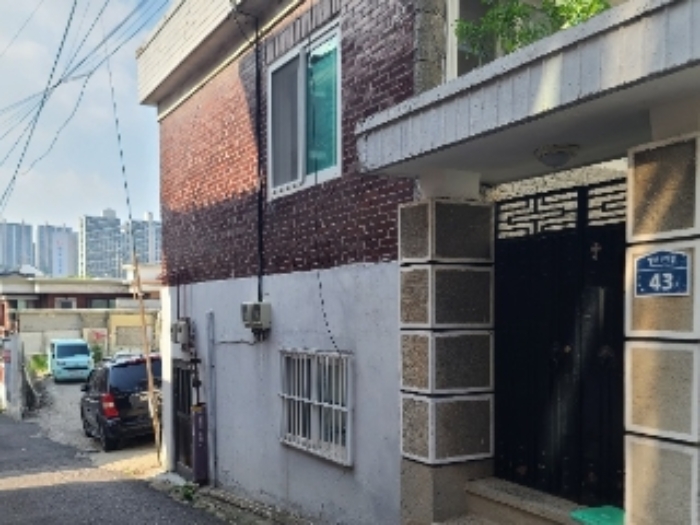 서울 관악구 봉천동 대지 경매 물건 사진 2 · 2023타경108556