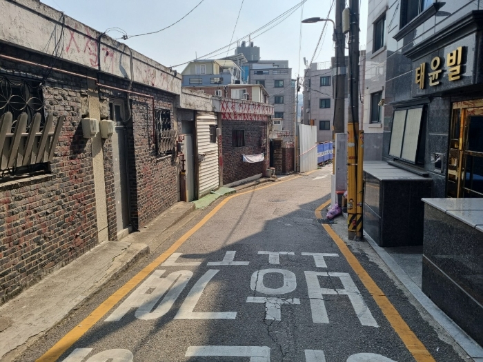 서울특별시 관악구 남부순환로231길 30 1,2층라호 다세대 경매 물건 사진