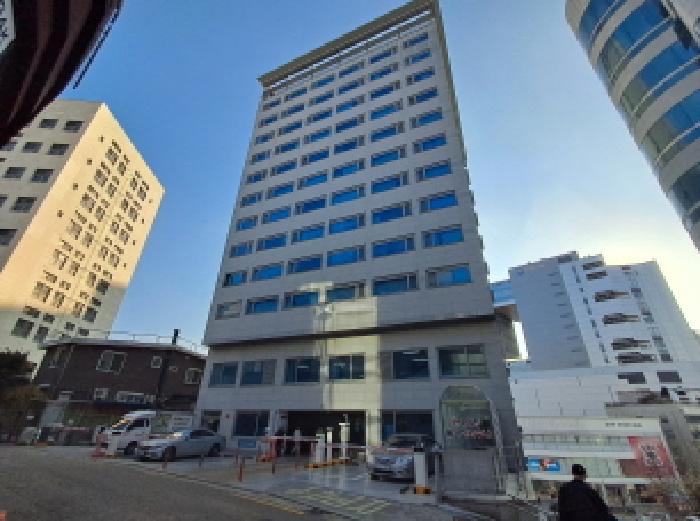 서울 서대문구 창천동 아파트 경매 물건 사진 2 · 2025타경52187