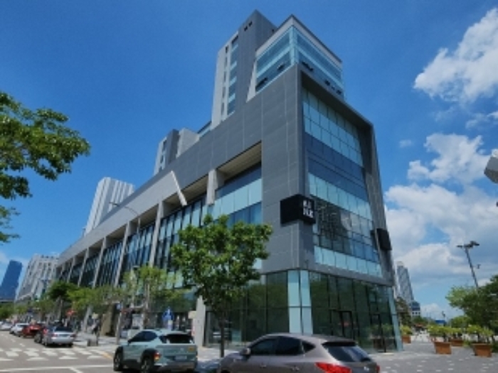 인천 연수구 송도동 근린생활시설 경매 물건 사진 3 · 2024타경542215