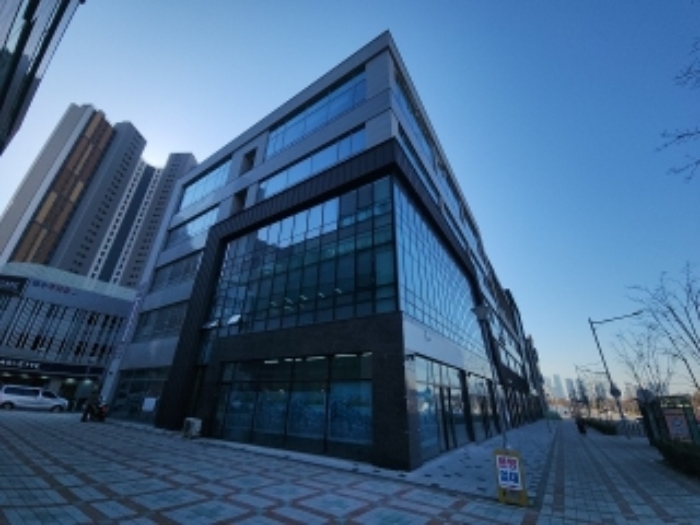 인천 연수구 동춘동 근린생활시설 경매 물건 사진 2 · 2024타경581227