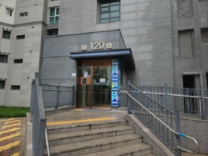 인천 연수구 송도동 아파트 경매 물건 사진 2 · 2025타경510039