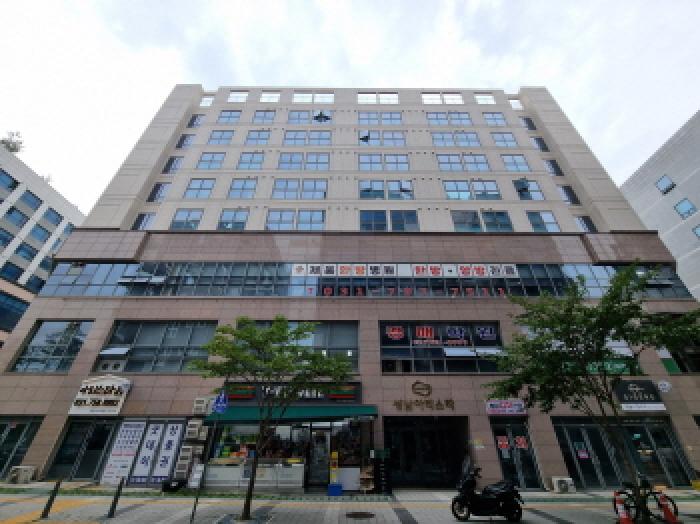 경기 성남시 중원구 성남동 상가,오피스텔,근린시설 경매 물건 사진 2 · 2025타경52824