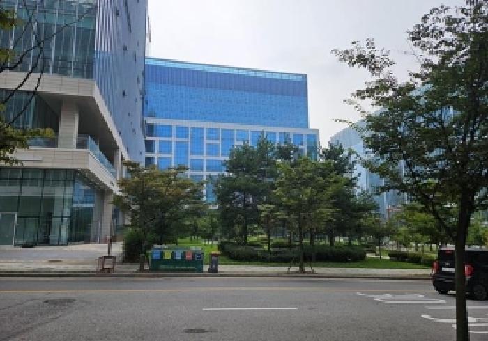 경기 평택시 고덕면 공장/지식산업센터 경매 물건 사진 2 · 2025타경841