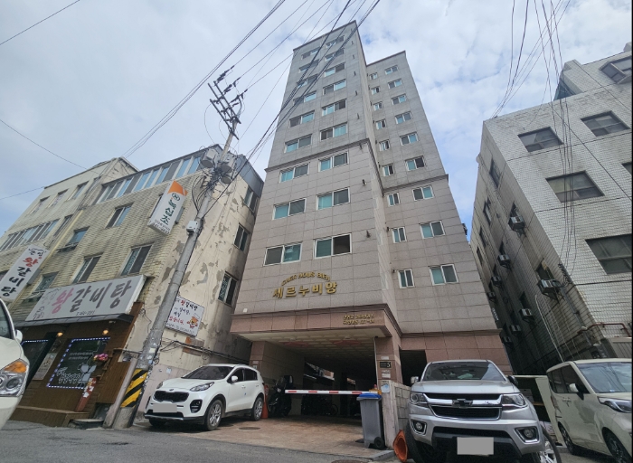 경기도 안양시 만안구 안양로263번길 5 6층605호 (안양동,세르누비앙3차) 다세대주택 경매 물건 사진