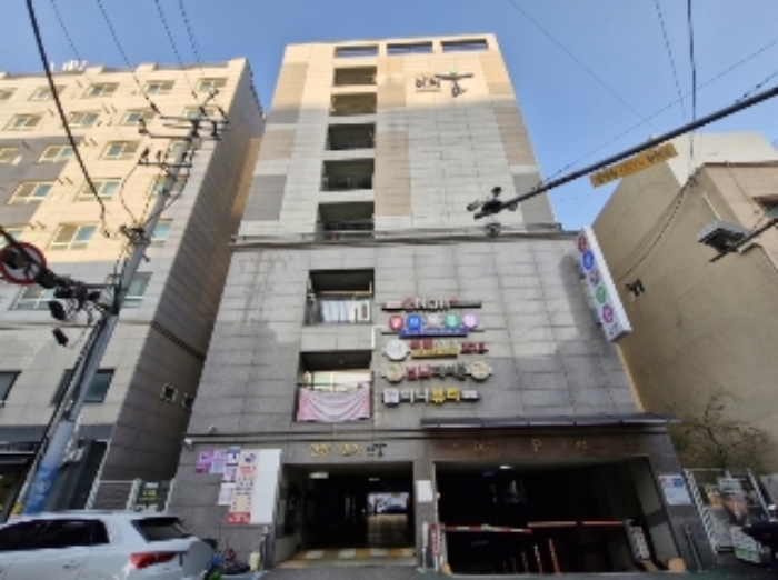 경기 안양시 만안구 안양동 주상복합 경매 물건 사진 2 · 2024타경110044