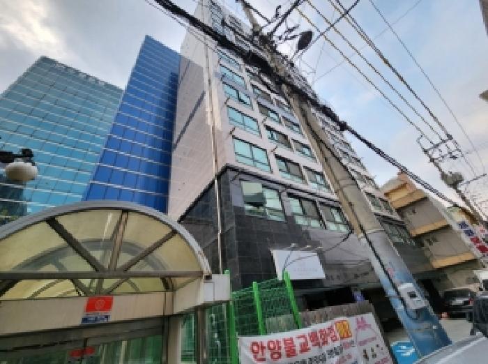 경기 안양시 만안구 안양동 오피스텔 경매 물건 사진 2 · 2025타경101586