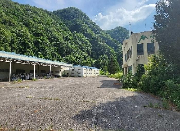 충북 옥천군 청성면 업무시설 경매 물건 사진 2 · 2025타경10157