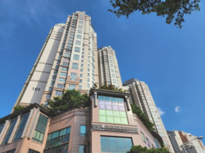 대전 유성구 봉명동 유성자이 판매시설 경매 물건 사진