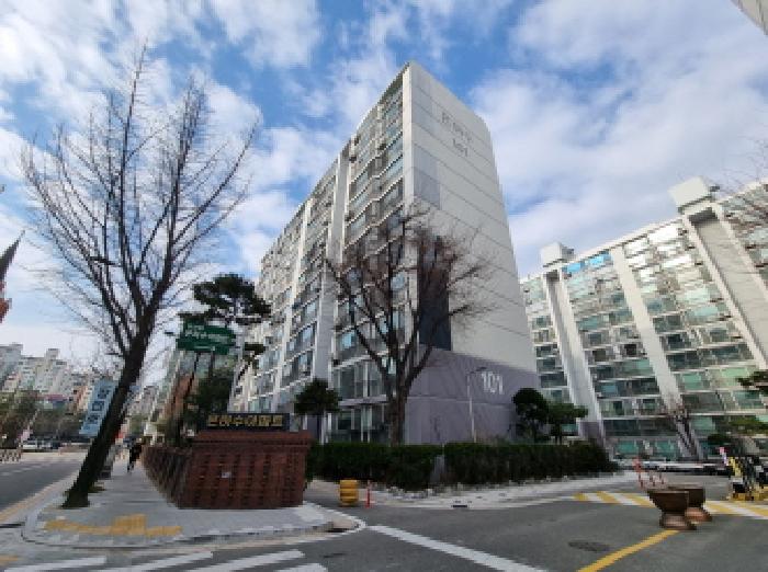 대전 서구 둔산동 아파트 경매 물건 사진 2 · 2025타경504064