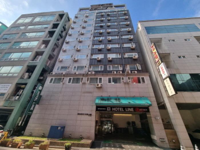 대전 서구 둔산동 숙박시설 경매 물건 사진 2 · 2025타경504079