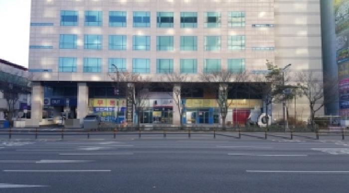 충남 천안시 동남구 신부동 판매시설 경매 물건 사진 2 · 2025타경12876