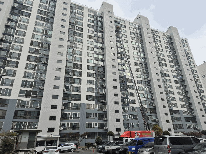 경상북도 경산시 정평동 138-4 경산우방맨션 105동 17층1702호 아파트 경매 물건 사진