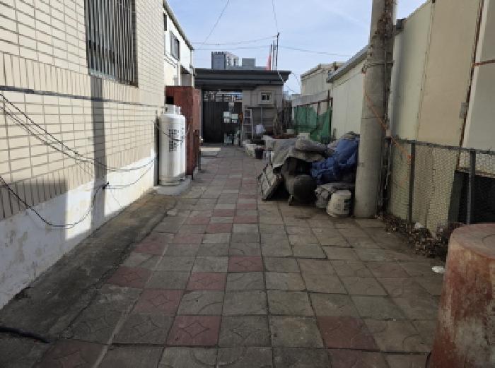 대구 동구 신기동 도로 경매 물건 사진 2 · 2025타경9834