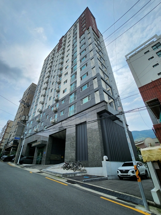 부산 연제구 연산동 아파트 경매 물건 사진 2 · 2024타경61614