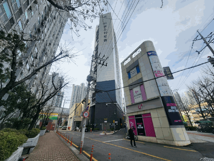 부산 연제구 거제동 다세대주택 경매 물건 사진 2 · 2025타경21606