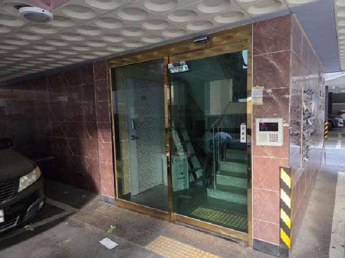 부산 연제구 연산동 다세대주택 경매 물건 사진 2 · 2025타경21649