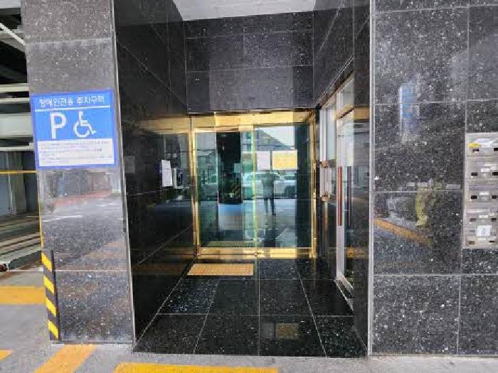 부산 부산진구 전포동 아파트 경매 물건 사진 2 · 2025타경22502