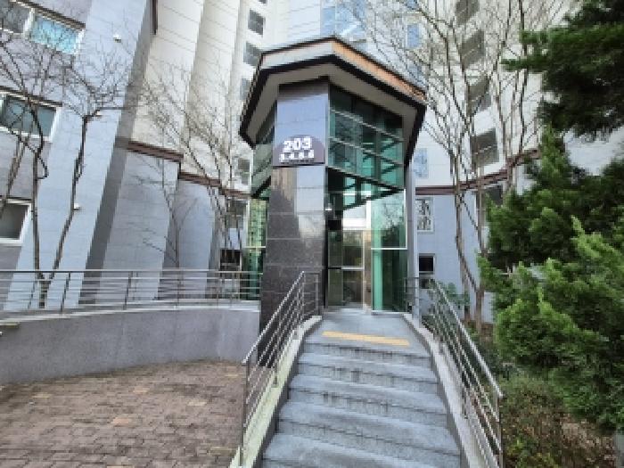 부산 금정구 장전동 아파트 경매 물건 사진 2 · 2025타경23282
