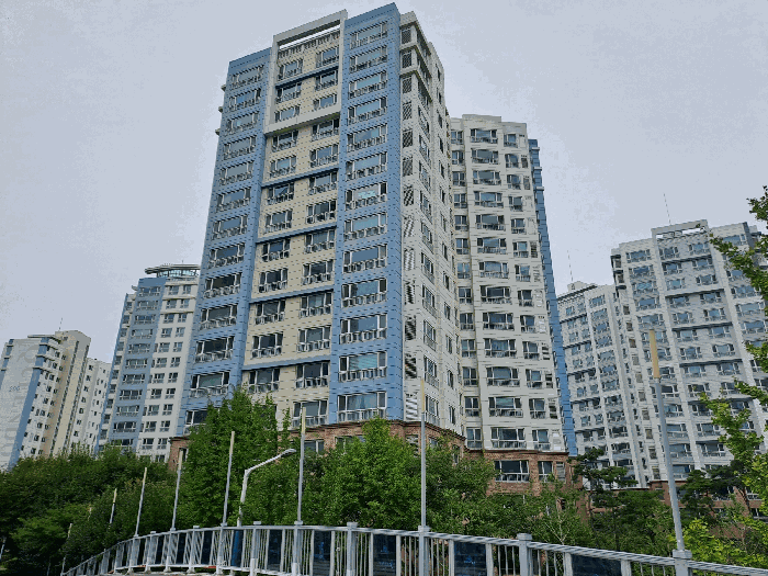 부산 강서구 명지동 아파트 경매 물건 사진 2 · 2025타경101998