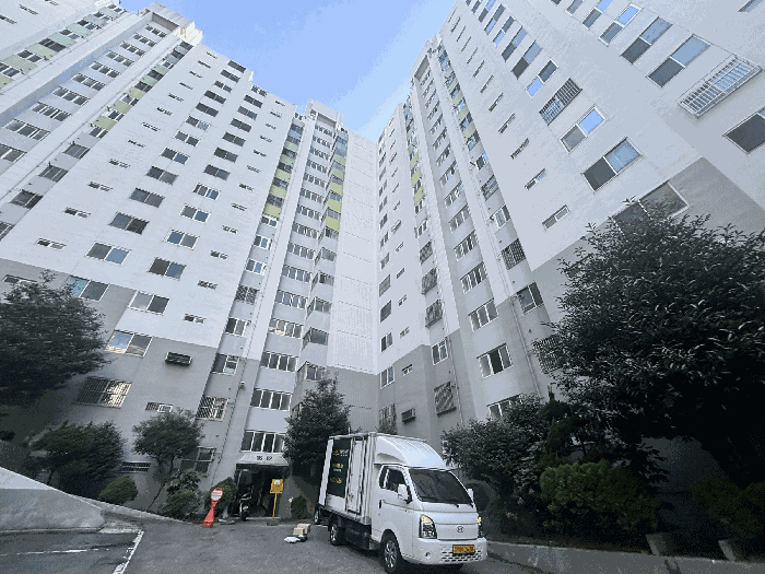부산 사하구 장림동 아파트 경매 물건 사진 3 · 2025타경102041