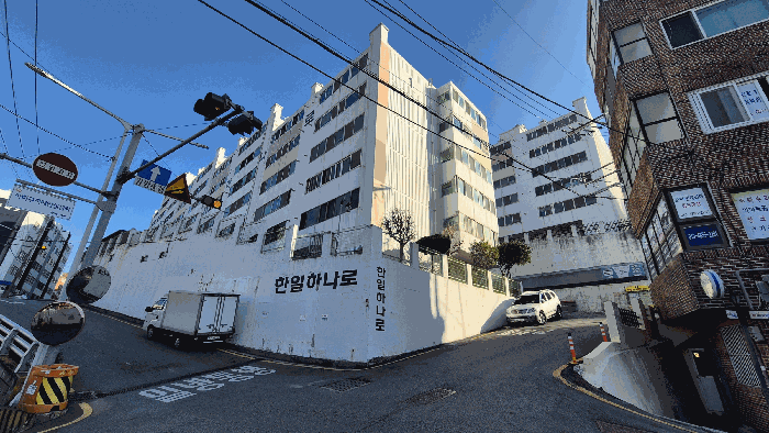 부산광역시 사하구 괴정동 11-2 괴정한일하나로타운 3동 1층103호 아파트 경매 물건 사진