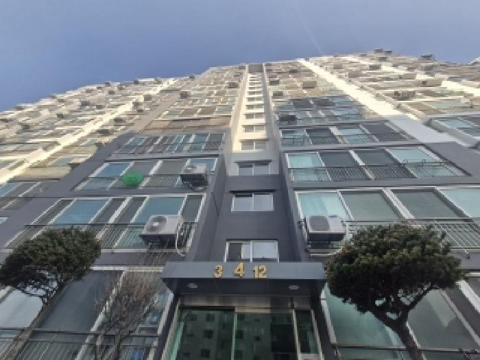 부산 사하구 신평동 아파트 경매 물건 사진 2 · 2026타경59