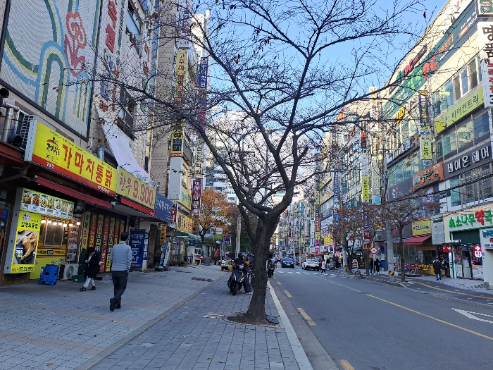 경상남도 김해시 함박로 101 112동 2층201호 (외동,김해내외대동한마음타운) 판매시설 경매 물건 사진