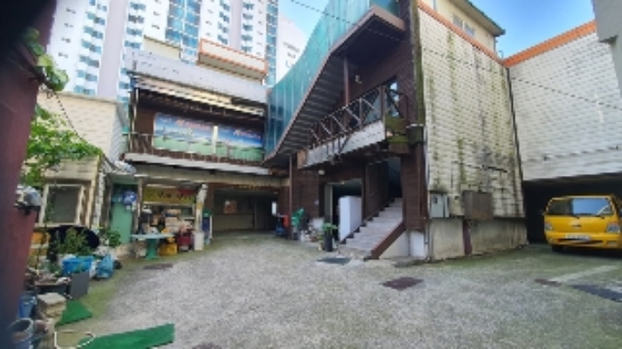 경남 창원시 마산회원구 양덕동 근린생활시설 경매 물건 사진 2 · 2024타경106286