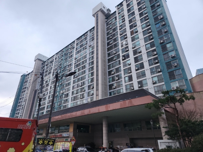 광주광역시 북구 서강로 104-3 1동 7층703호 (운암동,운암프라자) 아파트 경매 물건 사진