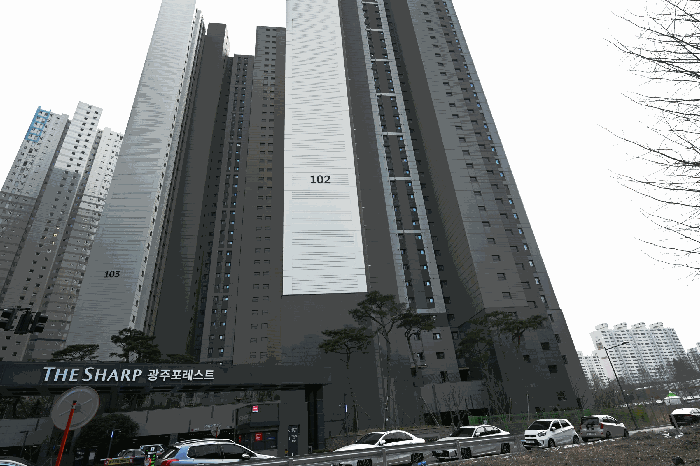 전남광주통합특별시 북구 각화동 724 더샵광주포레스트 102동 28층2801호 아파트 경매 물건 사진