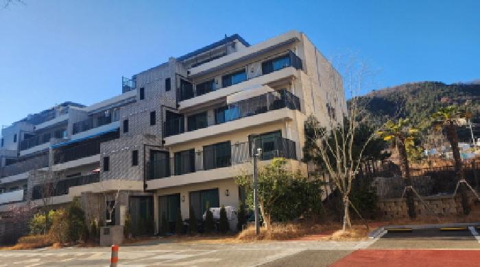 전남 여수시 소호동 연립주택,다세대,빌라 경매 물건 사진 2 · 2025타경52476