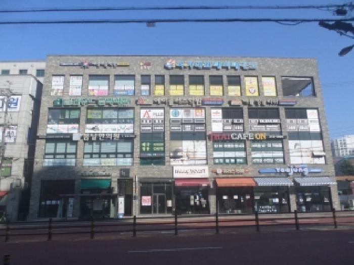 전북 전주시 덕진구 반월동 근린생활시설 경매 물건 사진