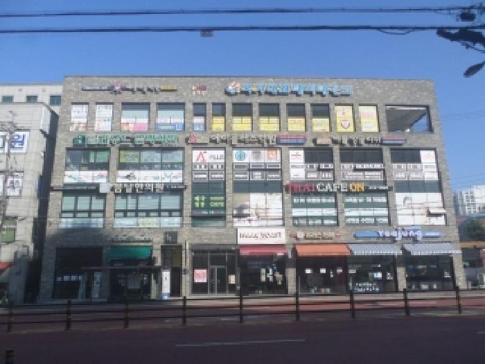 전북 전주시 덕진구 반월동 상가,오피스텔,근린시설 경매 물건 사진
