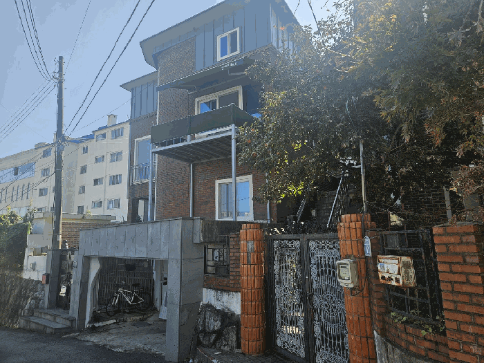 전북 익산시 남중동 단독주택다가구 경매 물건 사진 2 · 2025타경553