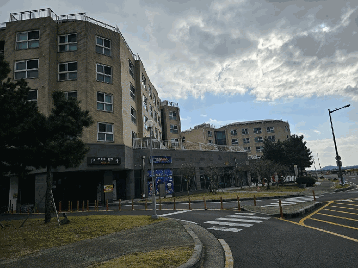제주 서귀포시 성산읍 상가,오피스텔,근린시설 경매 물건 사진 2 · 2025타경9066