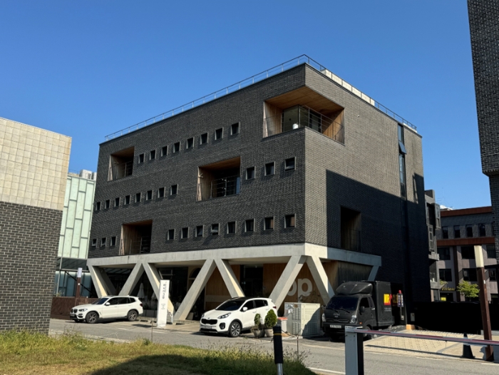 경기도 파주시 회동길 455-2 2층201호 공장/지식산업센터 경매 물건 사진