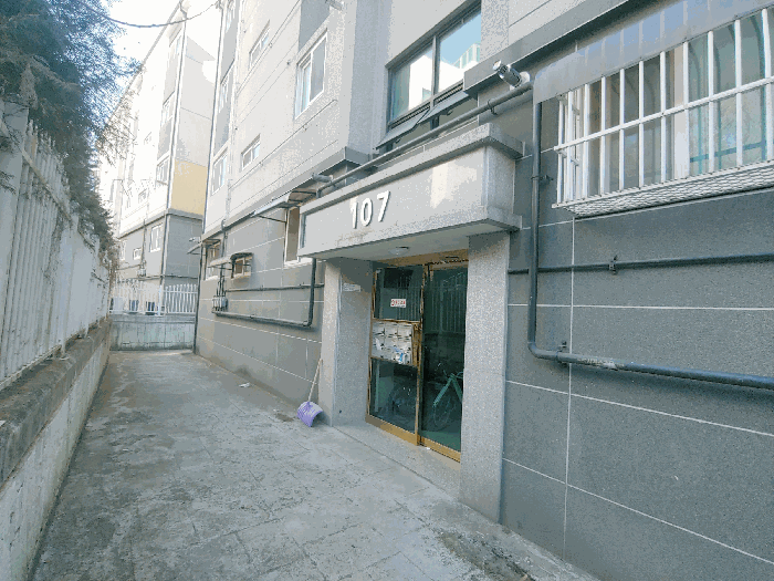 경기 고양시 일산동구 중산동 다세대주택 경매 물건 사진 5 · 2025타경65256